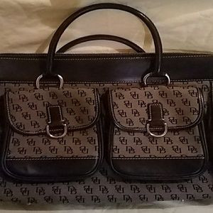 Authentic Dooney & Bourke handbag